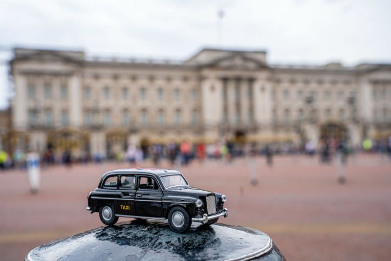 Why Local Cab Businesses Are Taking Market Share Back From Big Ride-Hailing Apps in 2026